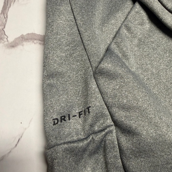 Nike Women’s Small Heather Gray Dri-FIT Hoodie - Picture 3 of 3